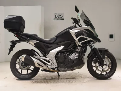 Honda NC750X-3