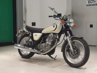 Yamaha SR400-4