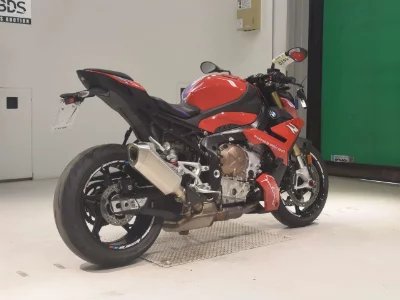 BMW BMW S1000R