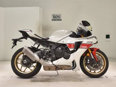 Yamaha YZF-R1