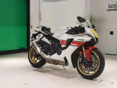 Yamaha YZF-R1