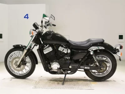 Honda VT400S