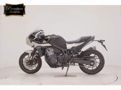 Honda HAWK11