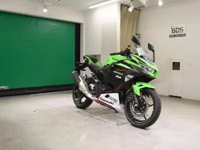 Kawasaki NINJA400-2