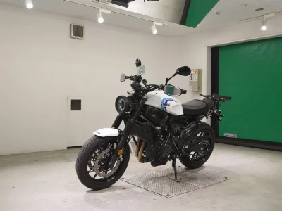 Yamaha XSR700-2