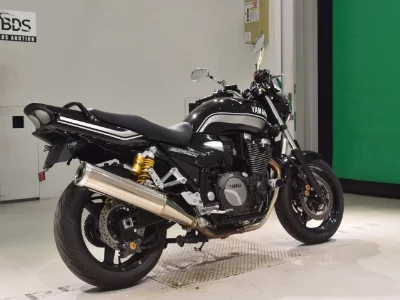 Yamaha XJR1300-2