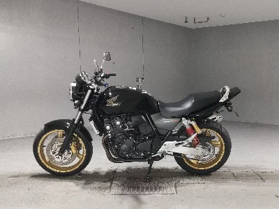 Honda CB400SFV-4
