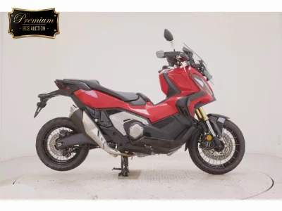 Honda X-ADV750-2