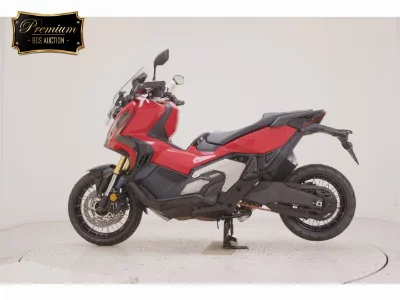 Honda X-ADV750-2
