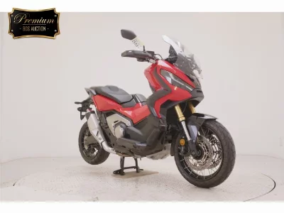 Honda X-ADV750-2