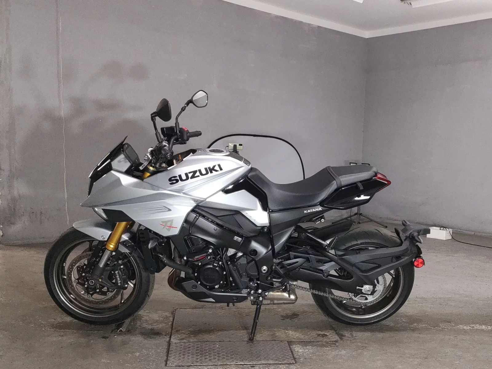 Suzuki KATANA  с аукциона в Японии
