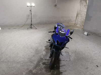 Yamaha YZF-R7