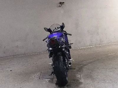 Yamaha YZF-R7