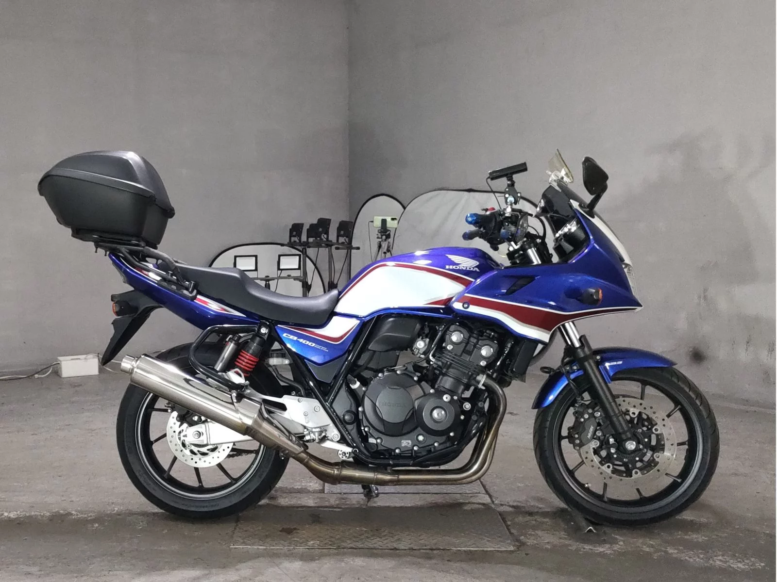 Honda CB400SFV-4 BOLDOR 2021