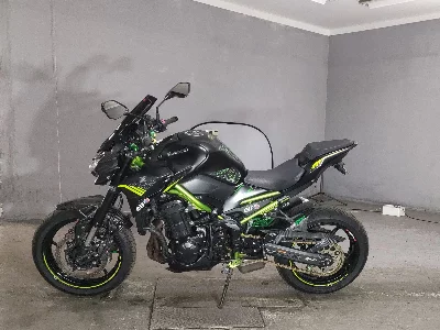 Kawasaki Z900
