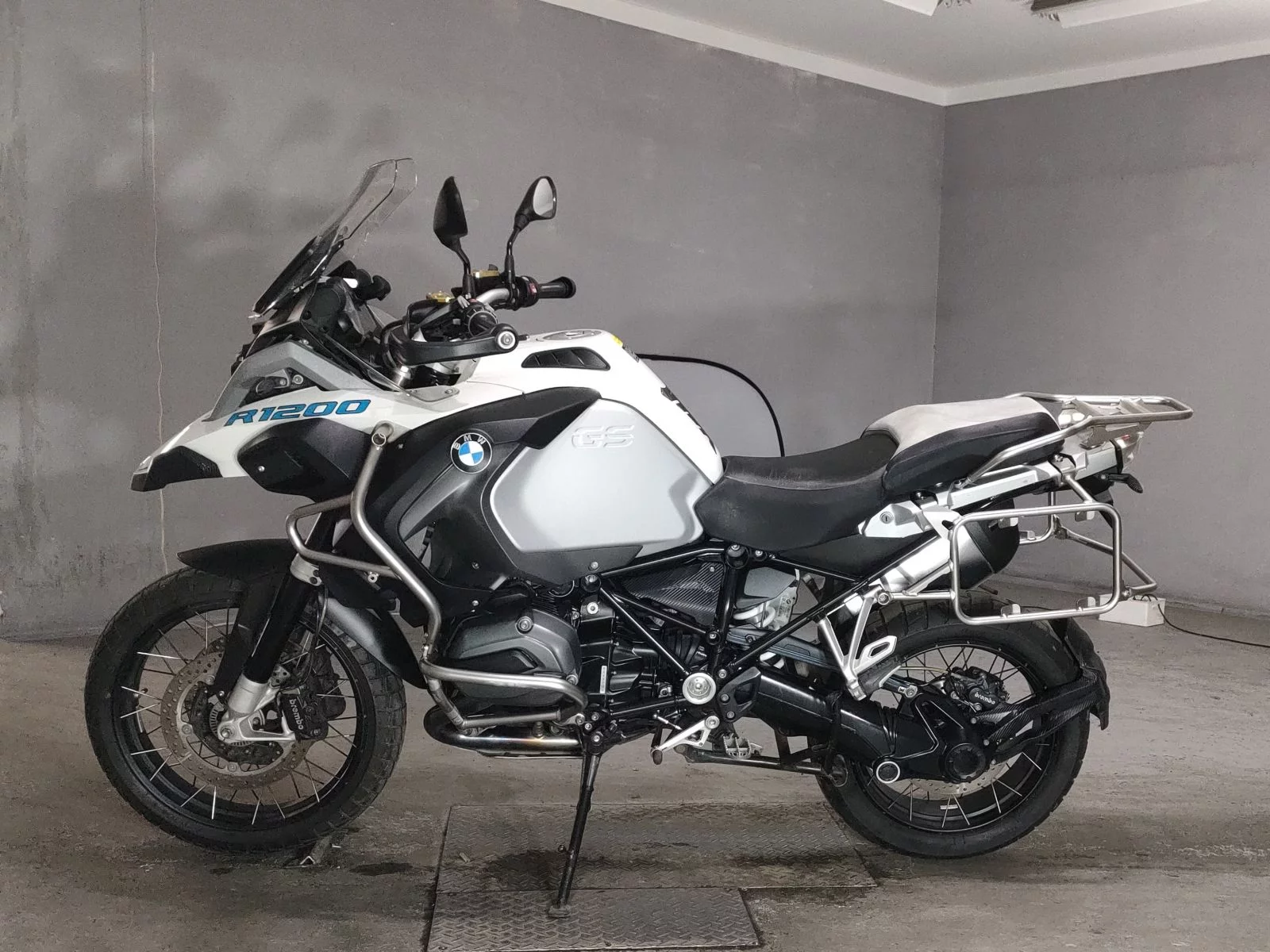 BMW BMW R1200GS ADVENTURE  с аукциона в Японии