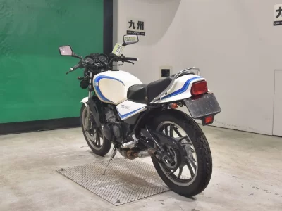 Yamaha RZ350