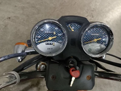 Suzuki GN125-2F с аукционов Японии