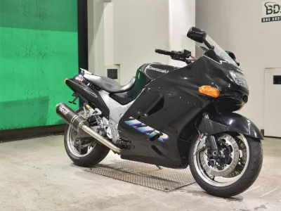 Kawasaki ZZR1100 с аукционов Японии