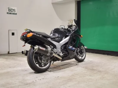 Kawasaki ZZR1100 с аукционов Японии