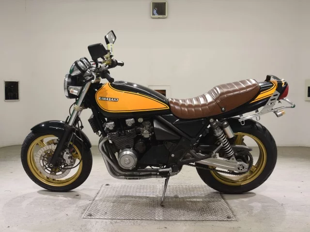 Kawasaki ZEPHYR400K  с аукциона в Японии