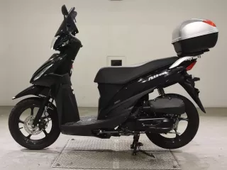 Suzuki ADDRESS110-2