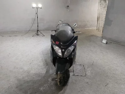 Suzuki SKYWAVE 250S