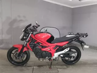 Suzuki GLADIUS400