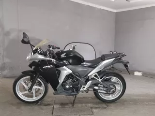 Honda CBR250R