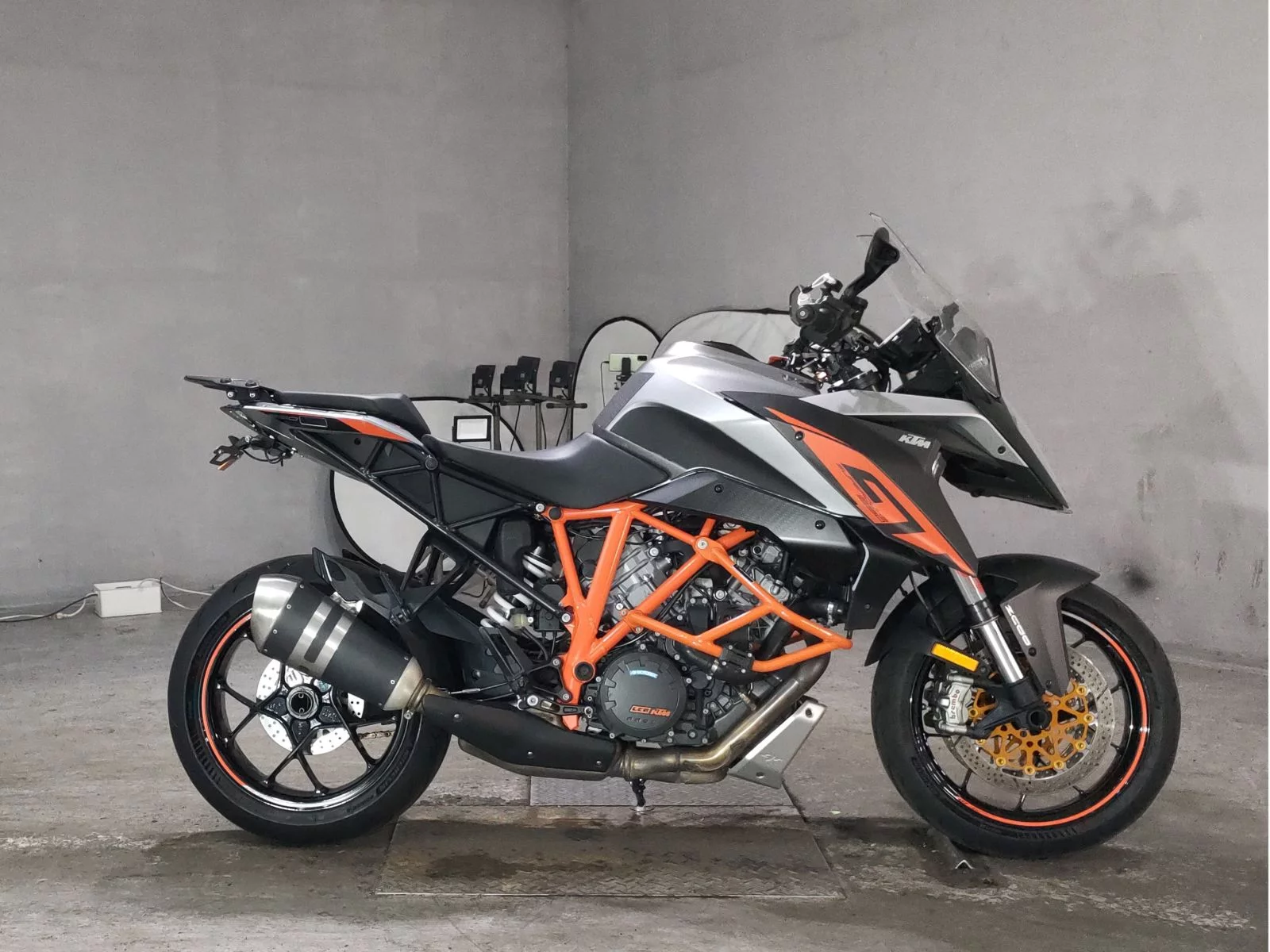 KTM KTM 1290 SUPER  DUKE GT  с аукциона в Японии
