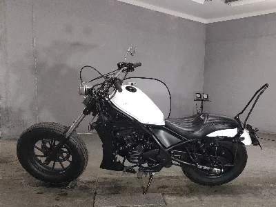 Honda REBEL