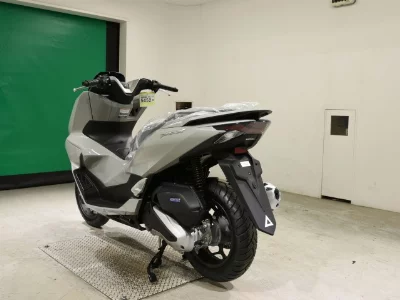 Honda PCX125-4