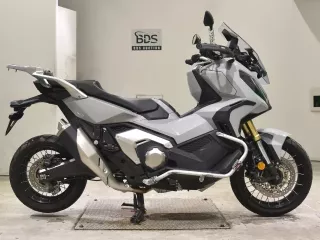Honda X-ADV750-2