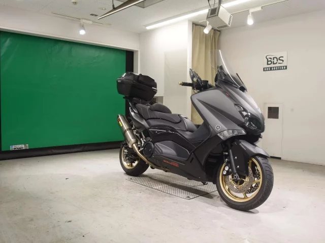 Yamaha T-MAX530 ABS  с аукциона в Японии