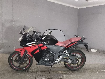 Honda CBR250R