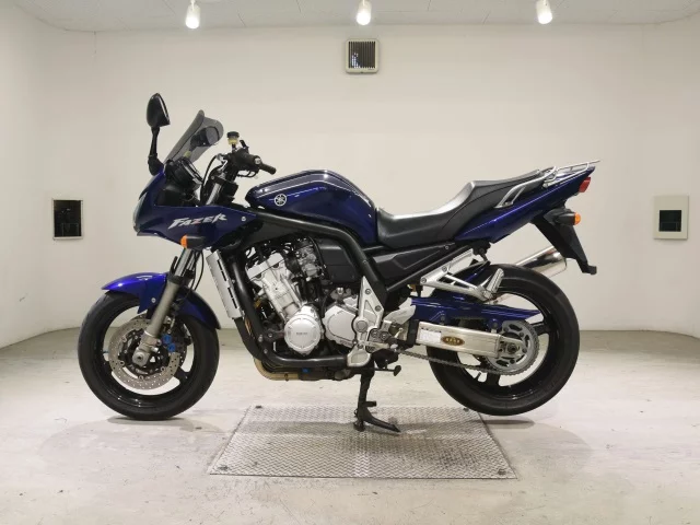 Yamaha FZS1000 FEATHER  с аукциона в Японии