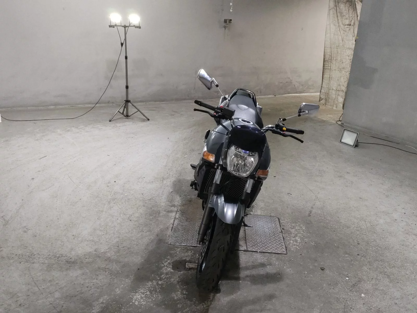 Suzuki GSR400  с аукциона в Японии