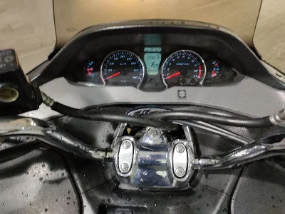 Suzuki SKYWAVE 250S