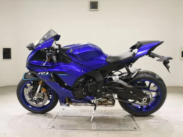 Yamaha YZF-R1  с аукциона в Японии
