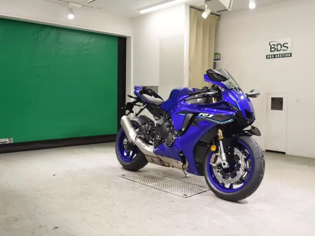 Yamaha YZF-R1  с аукциона в Японии
