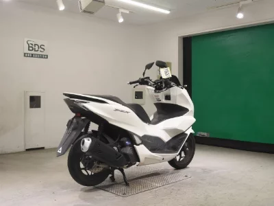 Honda PCX125-4