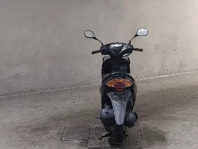 Suzuki ADDRESS V50