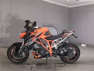 KTM KTM 1290 SUPER  DUKE R