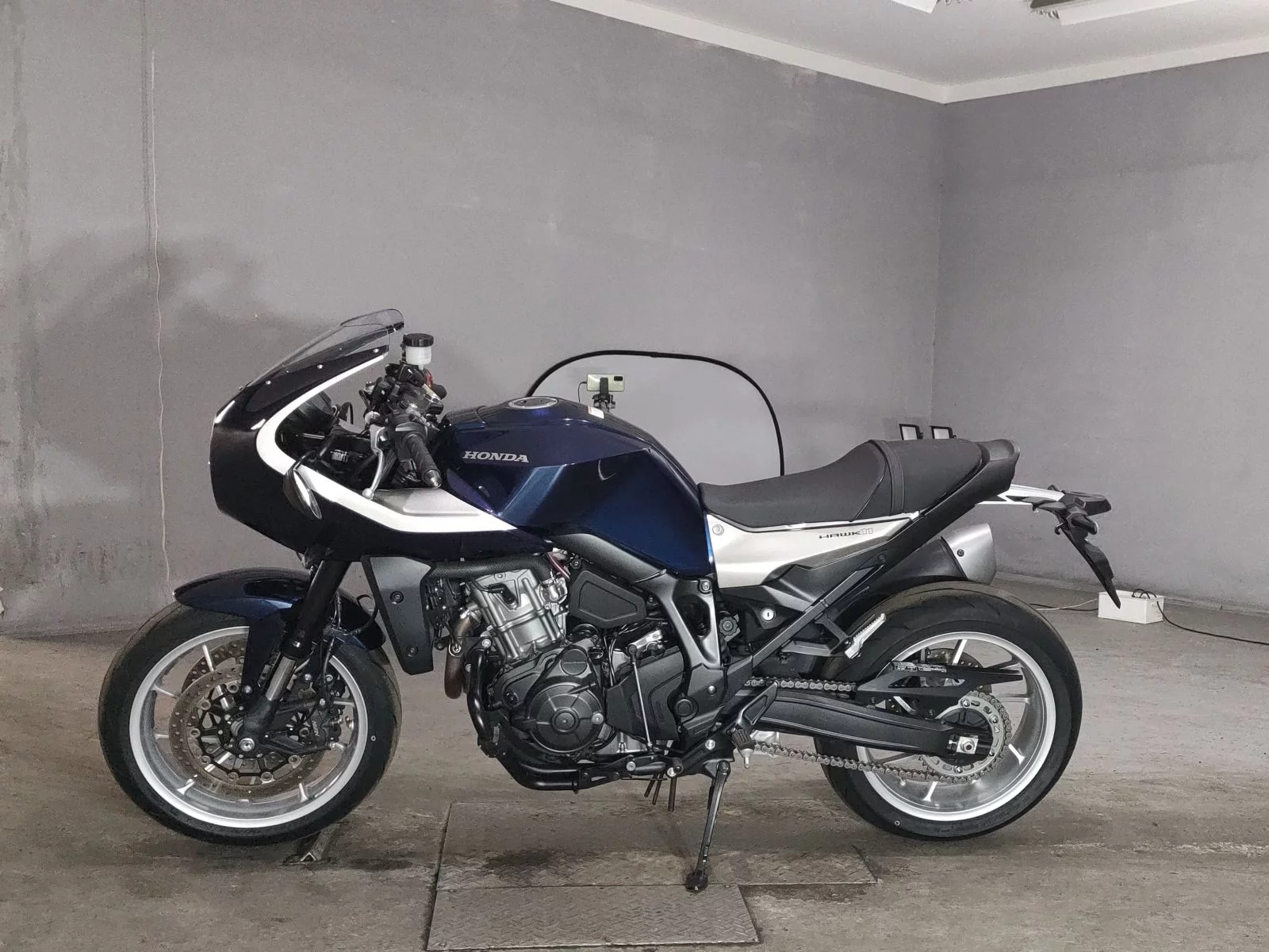 Honda HAWK 11  с аукциона в Японии