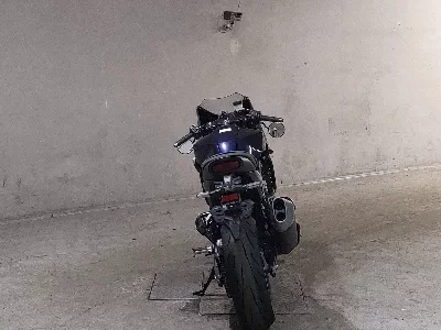 Honda HAWK 11