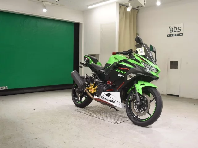Kawasaki NINJA400-2  с аукциона в Японии