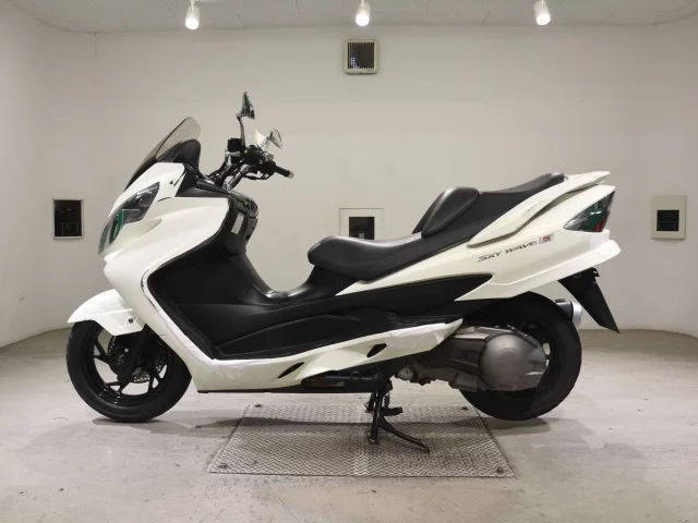Suzuki SKYWAVE 250S-3  с аукциона в Японии
