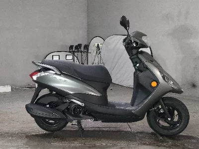 Yamaha AXIS Z