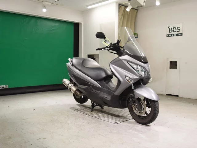 Suzuki BURGMAN200  с аукциона в Японии