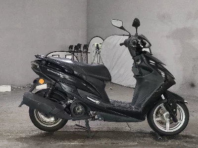 Yamaha CYGNUS125XSR